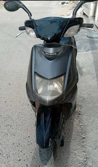سكنس نثية • كوري • مكينة جيدة