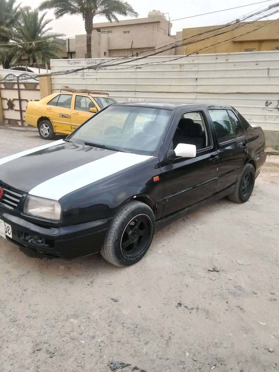 كولف فنتو محرك 2000 كير أو تماتيك  رقم بغداد موديل 92 تحويل مباشر *********** بغداد البياع السعر %33
