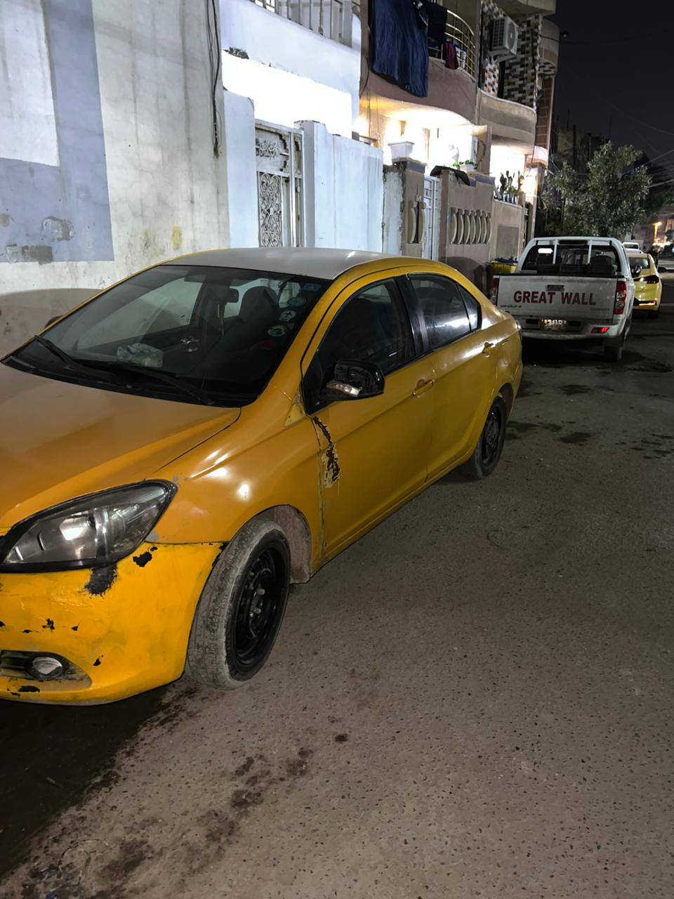 السلام عليكم فولكس موديل 11 سياره حلوه رقم بغداد باسمي كير عادي محرك وكير مال كورلا خير من الله السعر 32وبيه مجال مكان السياره بغداد لبلديات هذا رقم راعيه***********
