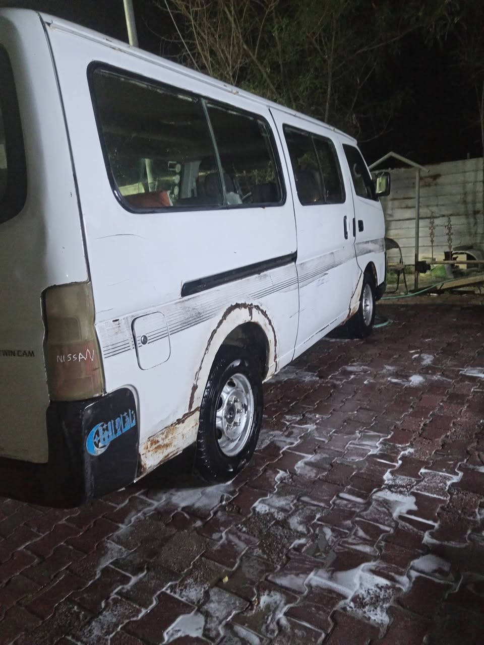 السلام عليكم نيسان يورفان للبيع او مراوس رقم انكليزي مصفره بسمي تحويل مباشر العنوان بصره ابو الخصيب ***********
