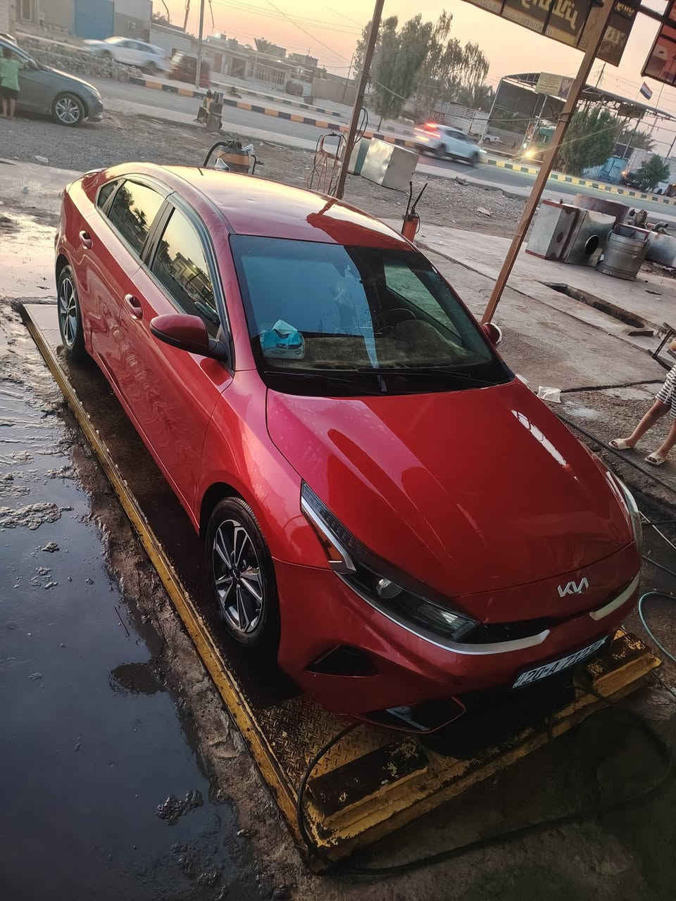 Kia
فورتي موديل 24 بدون صبغ محرك 2000 دوش المواصفات معروفه رقم ديالئ سياره مكفوله كفاله عامه ماشيه 50 الف
سعرها 145$ شراي يتصل *********** تحويل ثاني يوم
