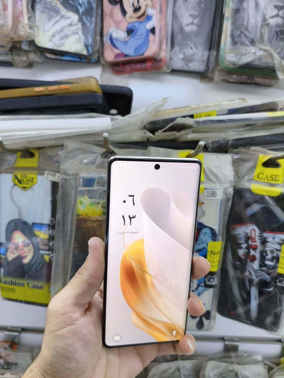 انفنكس زيرو 30
ذاكره 256 /16
شاشه اموليد منحنيه 
معدل تحديث الشاشه 120 فريم
صوت ستريو كاميرا 108 ميكا بكسل
شحن سريع 
نظيف كلش بدون ملحقات


**إذا كنت صاحب هذا الإعلان وتريد حذفه لأي سبب، رجاءا أرسل رسالة إلى الدعم الفني**