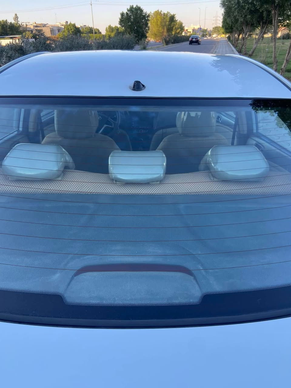 السلام عليكم  اكسنت موديل 2013 وارد خليجي
نضيفه جدا استعمال موظفة محرك 1600مكفوله كير ومحرك وشواصي 

مفتاح اضافي احتياط

بدون فتحه 

شاشه اندرويد

كشناتها مغلفه

اقتصاديه

السعر: 100

العنوان: بغداد زيونة

للاستفسار 

***********
