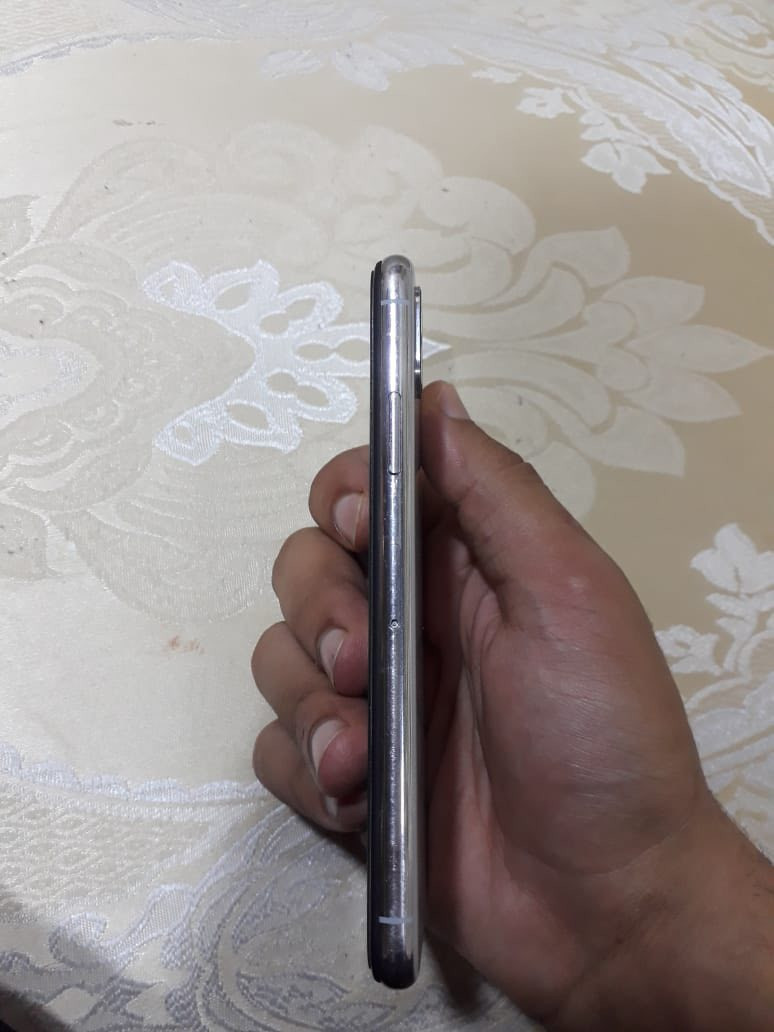 📱 للبيع iPhone X فضي – 256GB
نظيف 100/100
بطارية مبدلة 100%
شاشة مبدلة وتشتغل تمام
Face ID شغّال
ويا الجهاز شاحنته
📍 البصرة – أبو الخصيب – كوت ثويني
📞 ***********
السعر مناسب وقابل للنقاش للجادين
اريد ابيعه لغرض التبديل
السعر 150 الف
