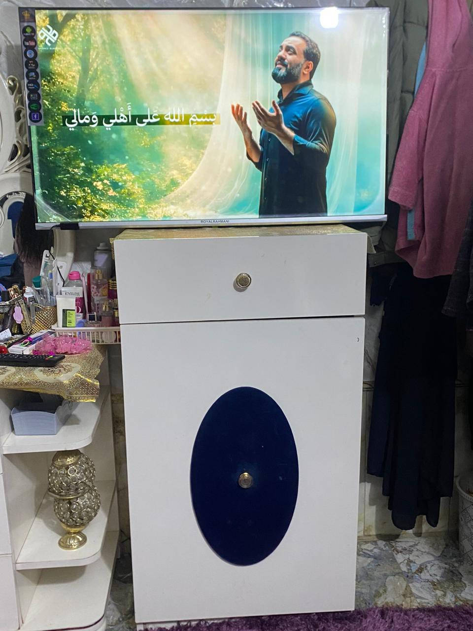 يالله غرفة النوم مستعمل للبيع بسعر 600 الف مكاني بلد صلاح الدين ***********
