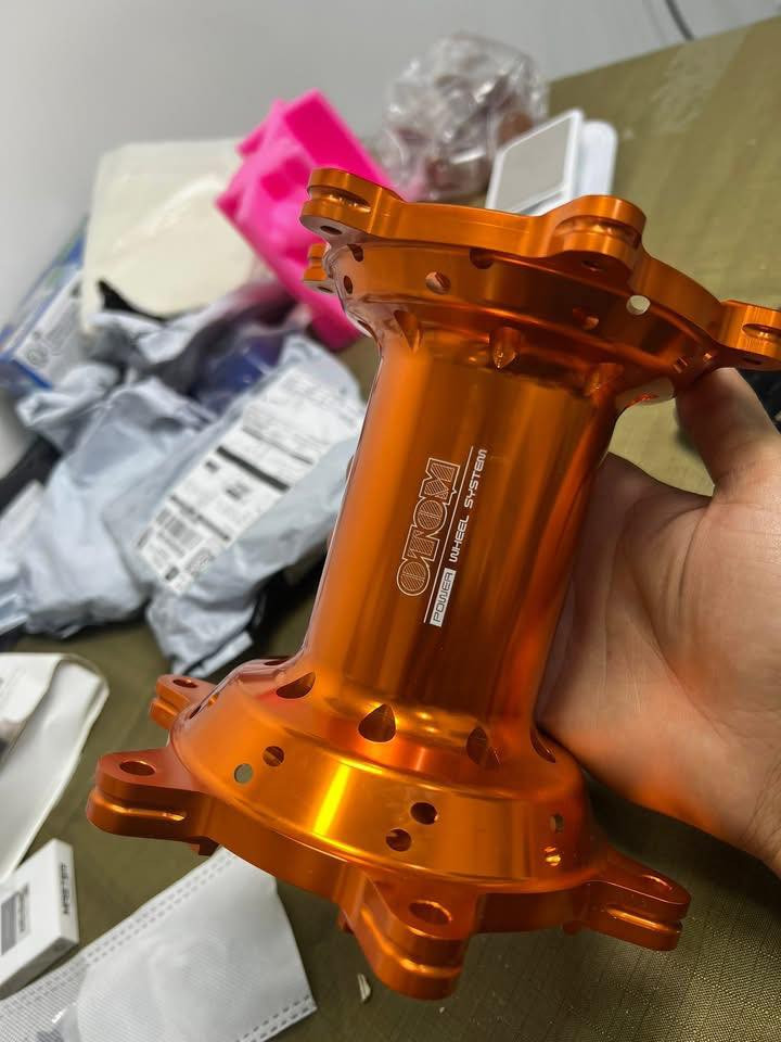 الي تفيده يكتب سعر وبلعافيه ***********
