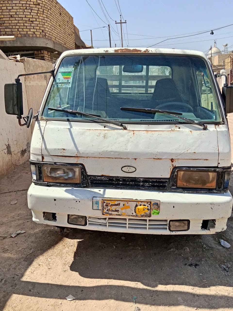 السلام عليكم كيا للبيع موديل 95 سياره رقم بغداد اصفر عليها غرامات مليون مكينه وقير كفاله وقتين كفاله اي راس انت جواها جدد سياره ثمانيه تنقال السعر 28 وبيها مجال تحب يتصل على هذا الرقم راعيها موجود***********
