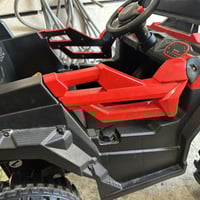 سياره جديده ام الشحن  السعر ١٠٠قفلل الرقم ٠٧٩٠٥١١٣٥٦٦ المكان الغزاليه