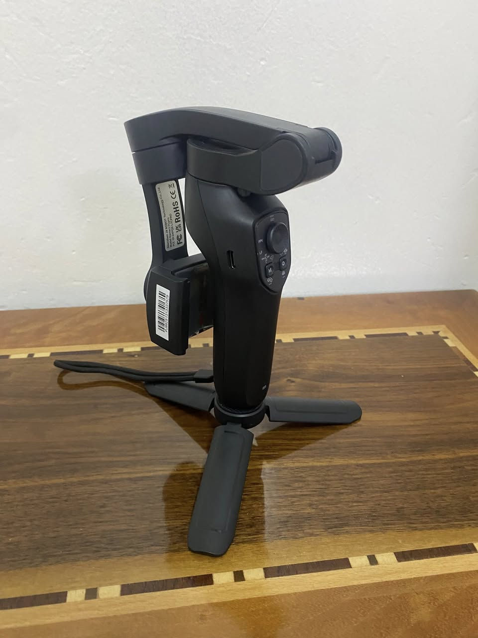 اوزمو بهذا الشكل
جديد غير مستخدم بدون كارتون طلع 
اعلى سعر ابيع 
***********
