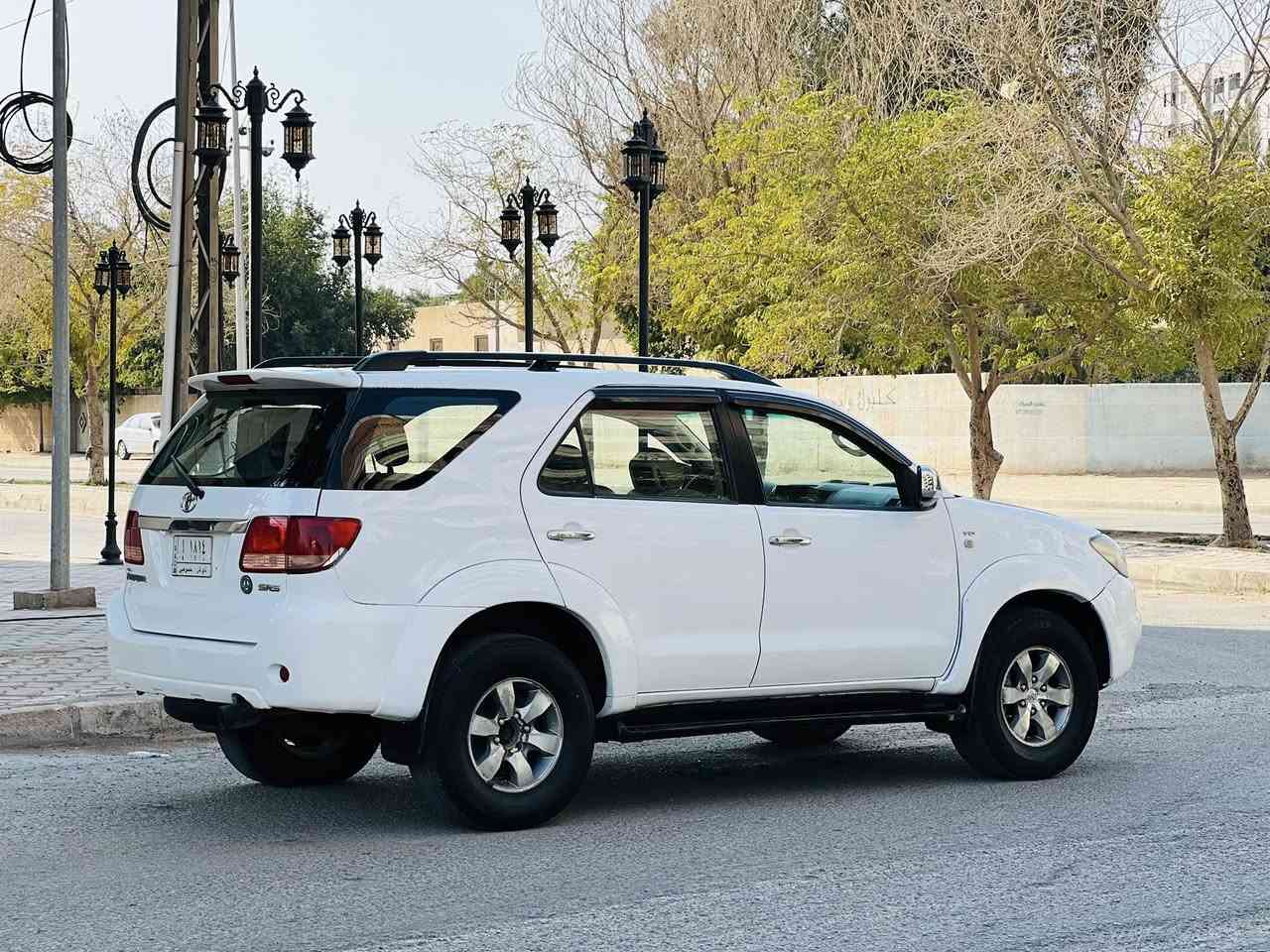 تيوته فون جنر مديل 2006 خليجي سعر 104 وبيه مجال للاستفسار الاتصال *********** خليجي  مكفوله من ضربه وتبديل بيه مكانات صبغ جماليه والباقي كفاله عامه فوله مواصفات سبعه 7راكب ثلث قطع تبريد داخل بيجي فورويل مثبت سرعه مانع نزلاق حساسات خلفيه شاشه يباد كامره دواره مري كهربائي مكينه سته 6سلندر مكينه وكير مكفولات تبريد ❄️ تخم تاير حداديه جديده سنويه لل 28مشروع وطني سياره جديده وجاهزه وأي نقص مابيهه مكان سياره  كربلاء
