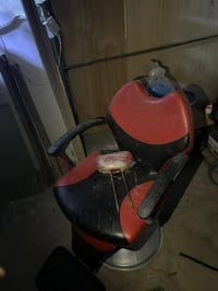 مرايتين • ميوزه • كرسي واحد