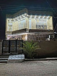 بيت للبيع ركن قطاع ٣٠ قريب للساعه مساحه ٢٠٠ بناء حديث طابقين الطابق ال...