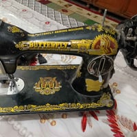 مكينه خياطه للبيع 35 الف مكان بغداد الغزالية. 07729563889