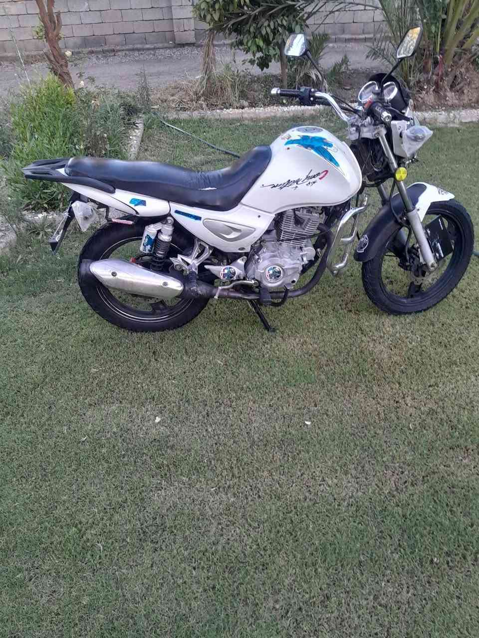 السلام عليكم سنكي للبيع موديل 2014 دراجه مقفوله من الويل للويل السعر 600 وبيها مجال للطيبين***********
