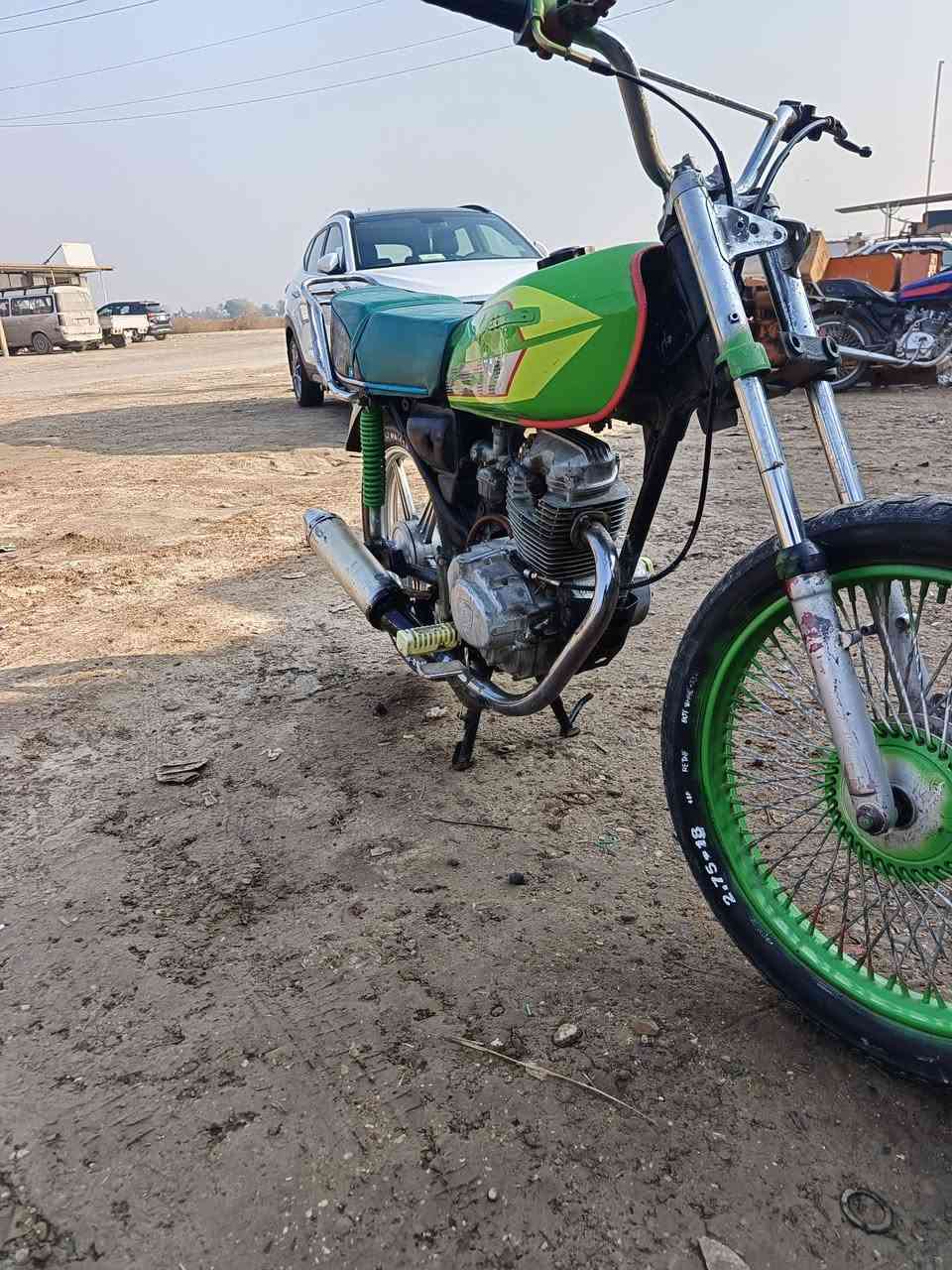 سلام عليكم دراجه يراني اربعه كير شغله شلعه ومعدل نقص بس للكهرباء يات رايده مراوس بسايم بطح هذه رقمي***********
