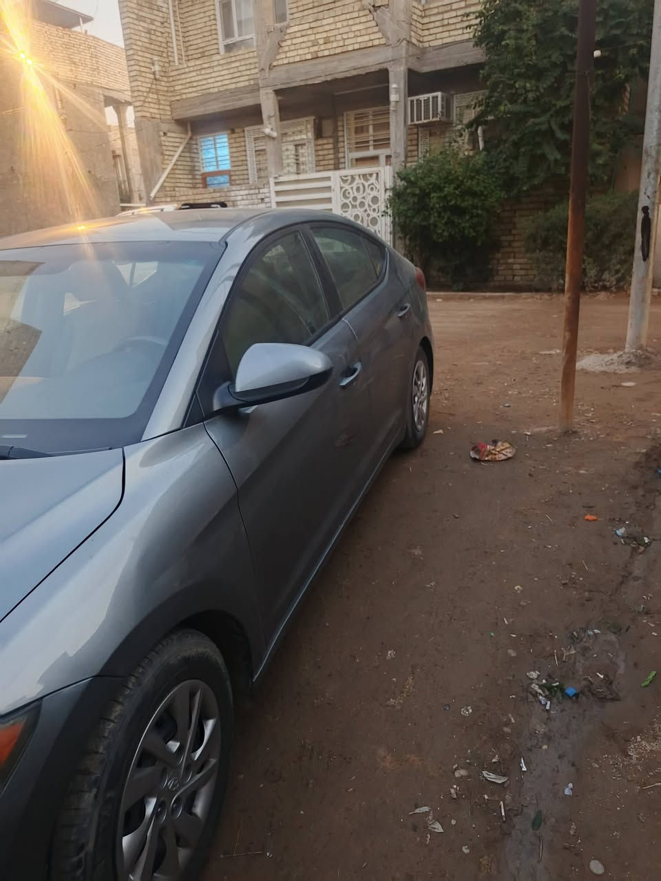 سلام عليكم الانتره للبيع موديل 2017
حادثه موجود باصور وبيه 3 قطع صبغ 
مكاني بغداد قرب جزيره سياحيه السعر 105
***********
