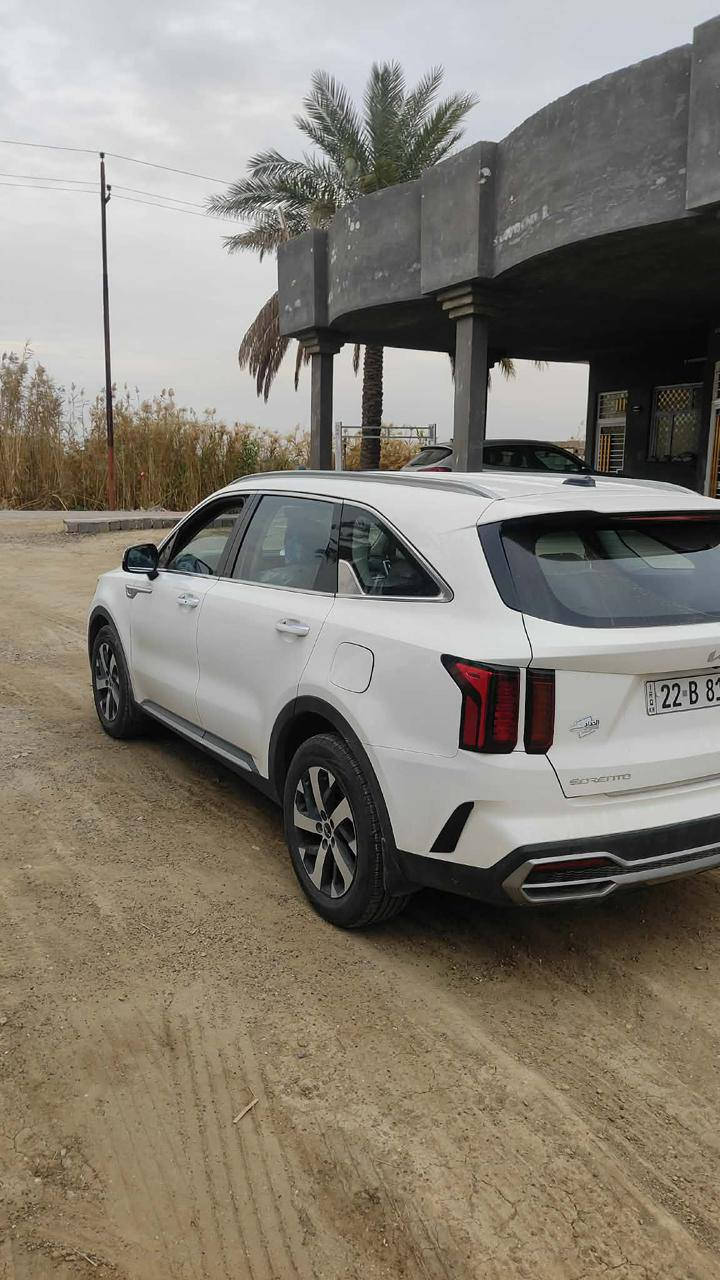 السلام عليكم
للبيع سورنتو خليجي 
موديل 23 
5 راكب 
محرك 4 سلندر 2500
رقم اربيل بسمي 
مكفوله من الصبغ 
ماشيه 90 الف 
بصمه ترحيب تشغيل عن بعد 
تخم تاير 
سياره جديده وجاهزه 
سعر 230 ورقه 
مكاني قضاء الطارميه تقاطع المشاهده 
 *********** ابو صكر
