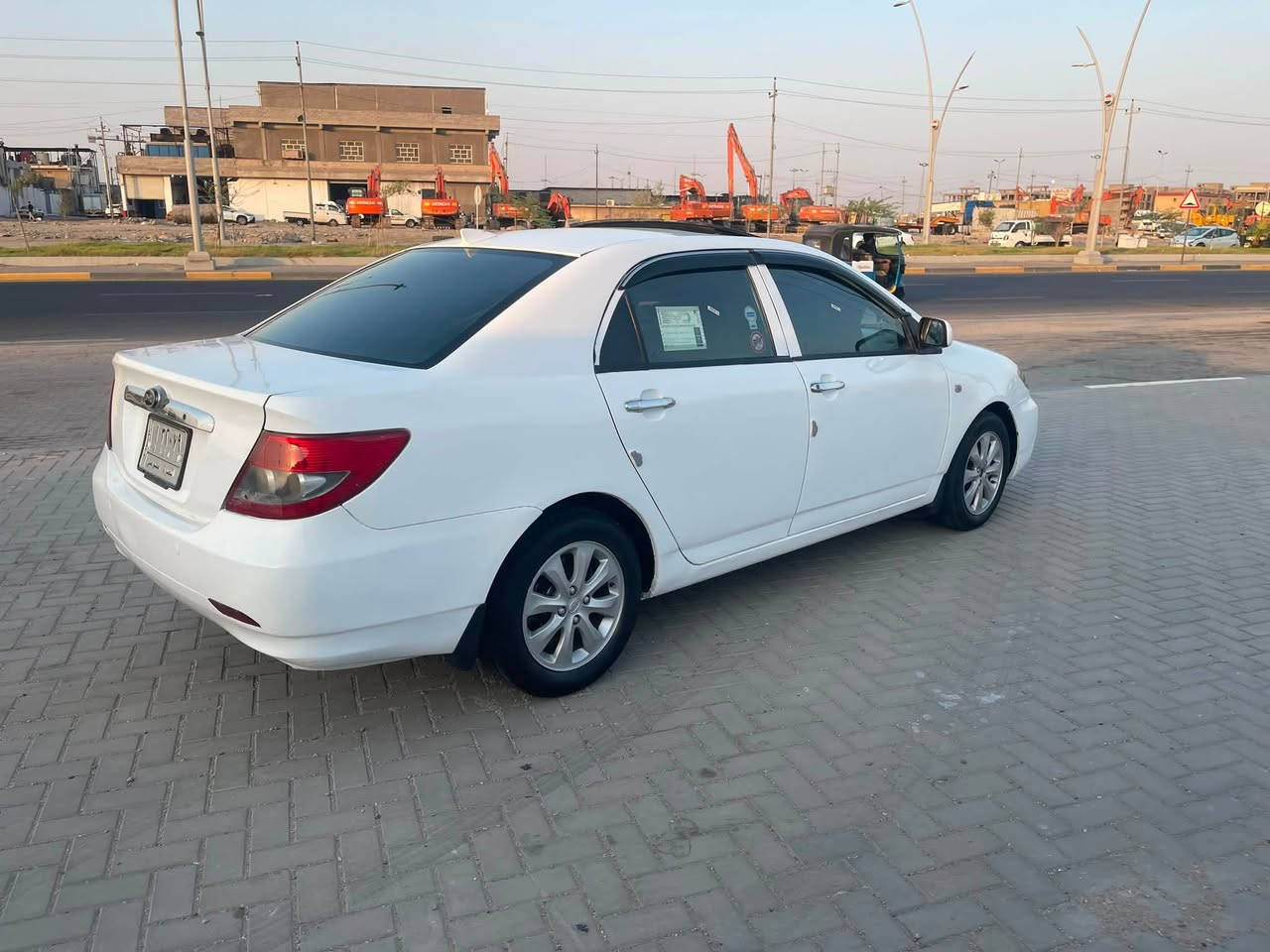 سلام عليكم بيوايدي موديل 13 محرك وكير بلاد 1600بل كارتون تبريد ثلج باتري جديد حداده90بل100 كهربائيات كله شقاله ترايك وين ما يعجبك مكفوله من الكص ونقل والعيب شرعي وضربه مصبوقه جمالي سياره حلوه وحله من صور السعر 47 العنوان البصره زبير حي شهدا رقم الهاتف ***********غير متواجد عله الفيس
