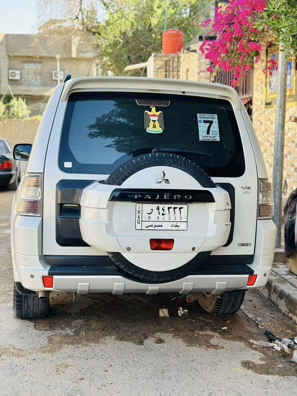 باجيرو حبتور ٢٠١٤ رقم بغداد  كشنات جلد حساسات فتحه سقف دمام مكينه وكير على وضع الشركه نعومه فول تبريد جديد منضومه جديده حادثها موضح بلصوره خشم البنيد بي صبغ وقبق البانزين اثر طخات 
السعر ١٥٠ بي مجال بسيط 
***********
