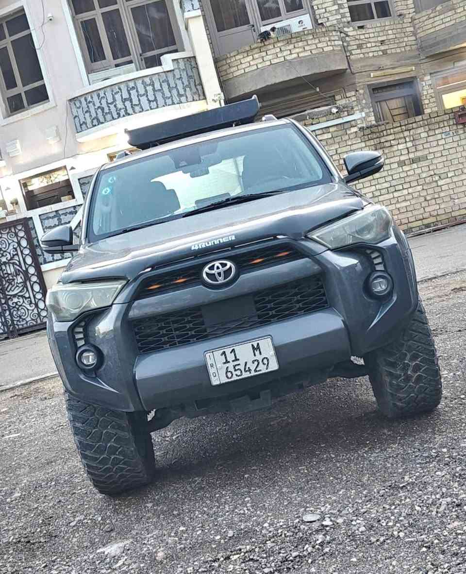 🚘🔥 للبيع تويوتا 4Runner SR5 موديل 2022 🔥🚘

إذا تدور سيارة تجمع بين الهيبة، القوة، والاعتمادية... فهذي مو مجرد سيارة، هذي سيارة تخليك تلفت الأنظار بكل مكان تروحله 😎

✨ المواصفات: 
✅ كشنات جلد 
✅ تشغيل بصمة
✅ تحديد مسار
✅ نقاط عمياء
✅ جامة خلفية كهرباء
✅ فتحة سقف
✅ شاشة كبيرة
✅ درج خلفي سحّاب
✅ ويل أمريكي أصلي
✅ تايرات جبلي أصلية
✅ لايتات زينون عالية مع كشافات مخفية
✅ تبريد ممتاز ومحرك بحالة ممتازة
✅ رقم بغداد

🚙 سيارة مرتبة ونظيفة جداً، استخدام محترم، جاهزة للفحص بأي مكان تختاره.

😂 ملاحظة مهمة: السيارة مو مسؤولة عن زيادة الثقة بالنفس ولا عن نظرات الجيران وأصحاب السيارات الثانية، هاي الأمور تجي تلقائياً وياها!

💎 المعروف عن الـ 4Runner إنها سيارة تعيش وتتحمل، وهاي النسخة تجمع الفخامة والقوة بنفس الوقت.

📞 للجادين فقط، *********** ***********. والرزق على الله، والزين ما يطول بالسوك. 🌹

#تويوتا #4Runner #فوررنر #سيارات_بغداد #للبيع #Toyota4Runner #SR5 #موديل2022 🚀 بغداد, العراق
