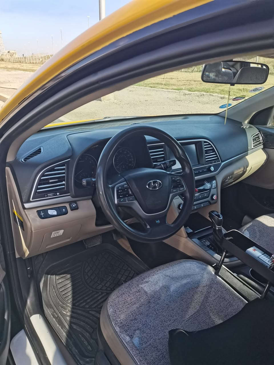 هونداي النترا موديل ١٧ ظرر بابين تبديل بلادي بدون دواخل ويرباك منظومة غاز  شرط التحويل مكان السيارة كركوك سعر ١٢٠ بيها مجال شراي أتصل ***********
