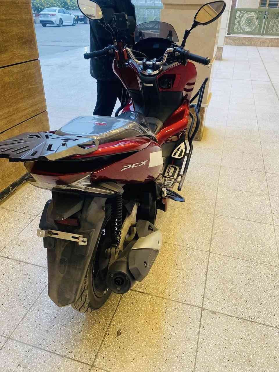 بي سي اكس. جيل الثالث  2020
كفاله عامه مكينه 150 
موصفات حلوه 
نازله من الرمبه ماشيه 26
حاليا ماشيه 29
بيه تزويد مرتب
وارد كوري 
بانزين محسن 
ودهن موتل 
السعر 16 ونص وبيه  مجال 
بغداد حي النصر
***********
