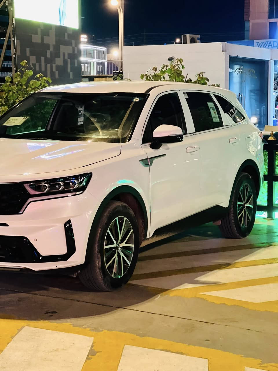 السلام عليكم
سورنتو 2023 للبيع 
وارد امريكي  ضربته خشم الجاملغ الأيمن وبارد بالباب الأيمن 
بدون تبديل رقم بابل  عنوان بابل نادر الثانيه
للاستفسار الاتصال على الرقم ***********
