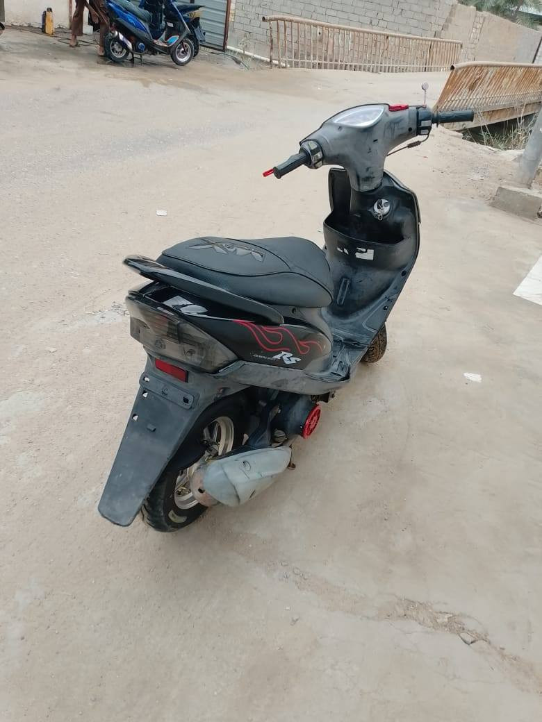 سلام عليكم اخوان عدله للبيع كفاله عامه فقط مبدله عينه شلعه و معدل خرسه كهربائيات كلها شغاله ما بيها نقص مكاني ابي الخصيب بلعوجه  سعرها 950 مجال قليل ***********
