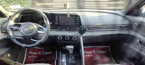 السلام عليكم 
للبيع النترا 2021 خليجي 
بصمه 
فتحه 
تشغيل عن بعد
حساس امامي خلفي 
صندوق ذكي 
مري شفط 
بصمه دخول وترحيب 
ويل كب كروم اصلي عدد5 
رقم بغداد الجديد باسمي 
درايف مود 
شاشه وكامره 
ماشيه 27 الف كيلو 
تخم تايرات جديد
سياره نظيفه وخير من الله  
 بيها تصليح بالباب خلف السايق ومصلحه كارت
مكان السياره بغداد زيونه
للاستفسار الاتصال ***********
السعر168 وبيها مجال بسيط
