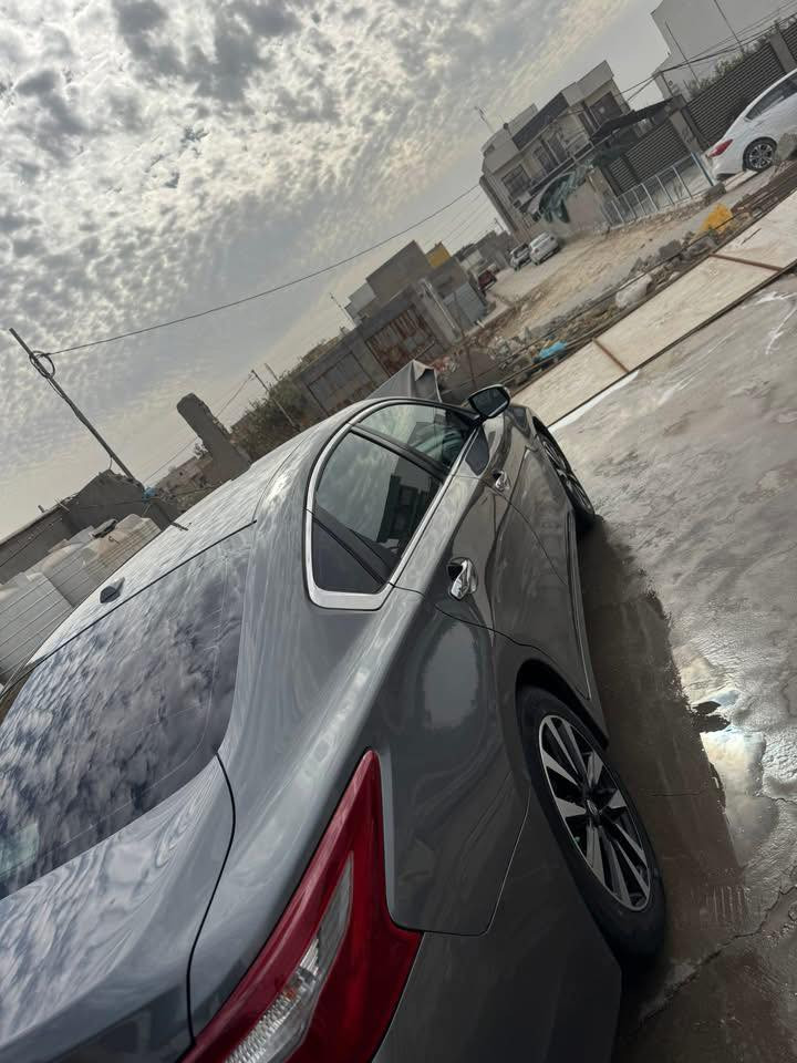 سلام عليكم
لرغابة والجناية لنسيان التيما 2018
سيارة فول مواصفات كلشي بيها
( فتحه - تدفئة كشنات - تدفئة ستيرن - رادات امامي جانبي - شاشة كبيرة - كامرة خلفية - كشافات ضباب - لايت زنون - مثبت سرعه - بصمة ابواب - كاربلي - تبريد قطعتين - قيادة ذاتية ) 
سيارة وارد كندي مكفولة كفاله عامة كلين تايتل 
سوناره موضح بصور شخط بسيط في باب العبري 
و3 رصعات لونها ( نفطي ) ماشية (71ميل) محرك 4 سلندر (2.5)
رقم سليمانية مميز ب اسمي السيارة تحويل ثاني يوم
حدادية وادامة مكينه وتايرات لبارحه سويتلها كلش نضيفة 
سيارة وحلوه وماكو اختها بالعراق ولا بنضافتها 
الي ياخذها ما يصرف دينار واحد عليها
فول مواصفات اعلى شي بالتيما 
ورجاء الي مايعرف بالتيما لا يتصل ولمو شراي 
لا يتصل سعرها (153) وبي مجال قليل كلش
مكانها الديوانية المركز 
مراوس اراوس بكافة السيارات لارقام الشمالية


**إذا كنت صاحب هذا الإعلان وتريد حذفه لأي سبب، رجاءا أرسل رسالة إلى الدعم الفني**