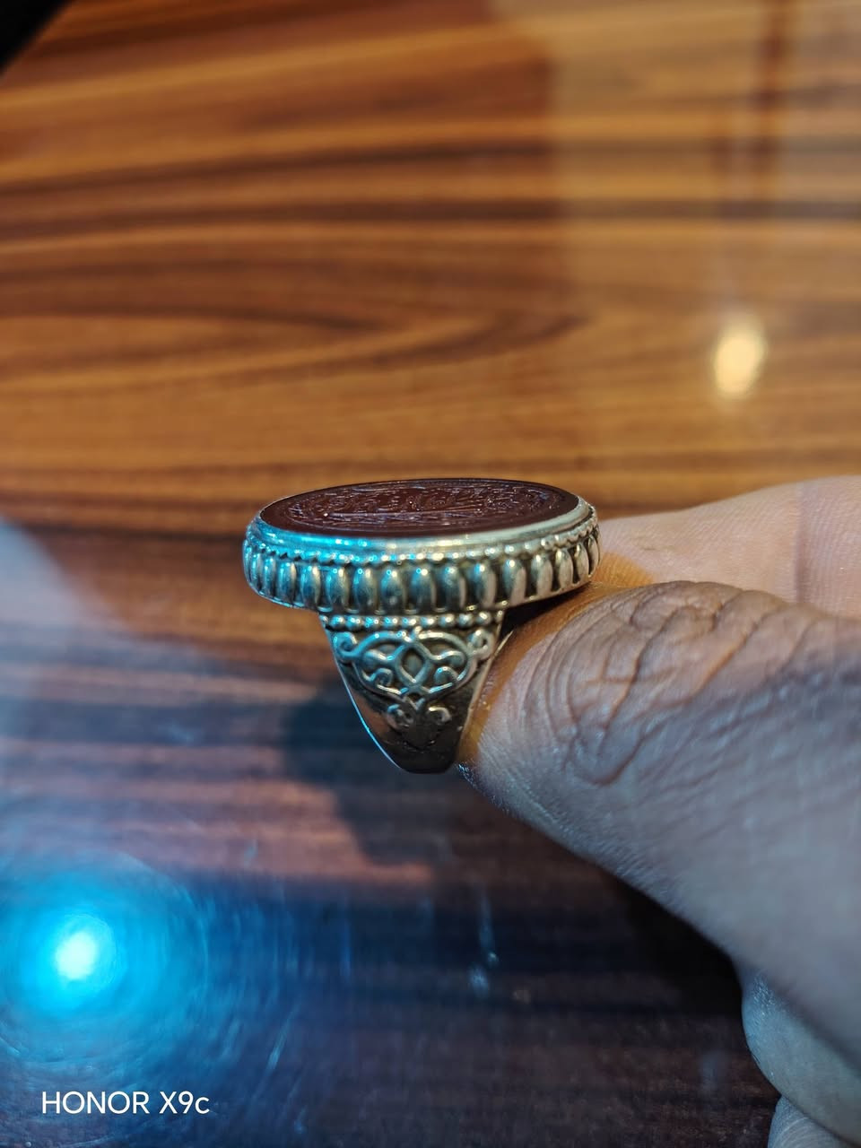 عقيق يماني للبيع السعر ١٠٠... *********** واتساب
