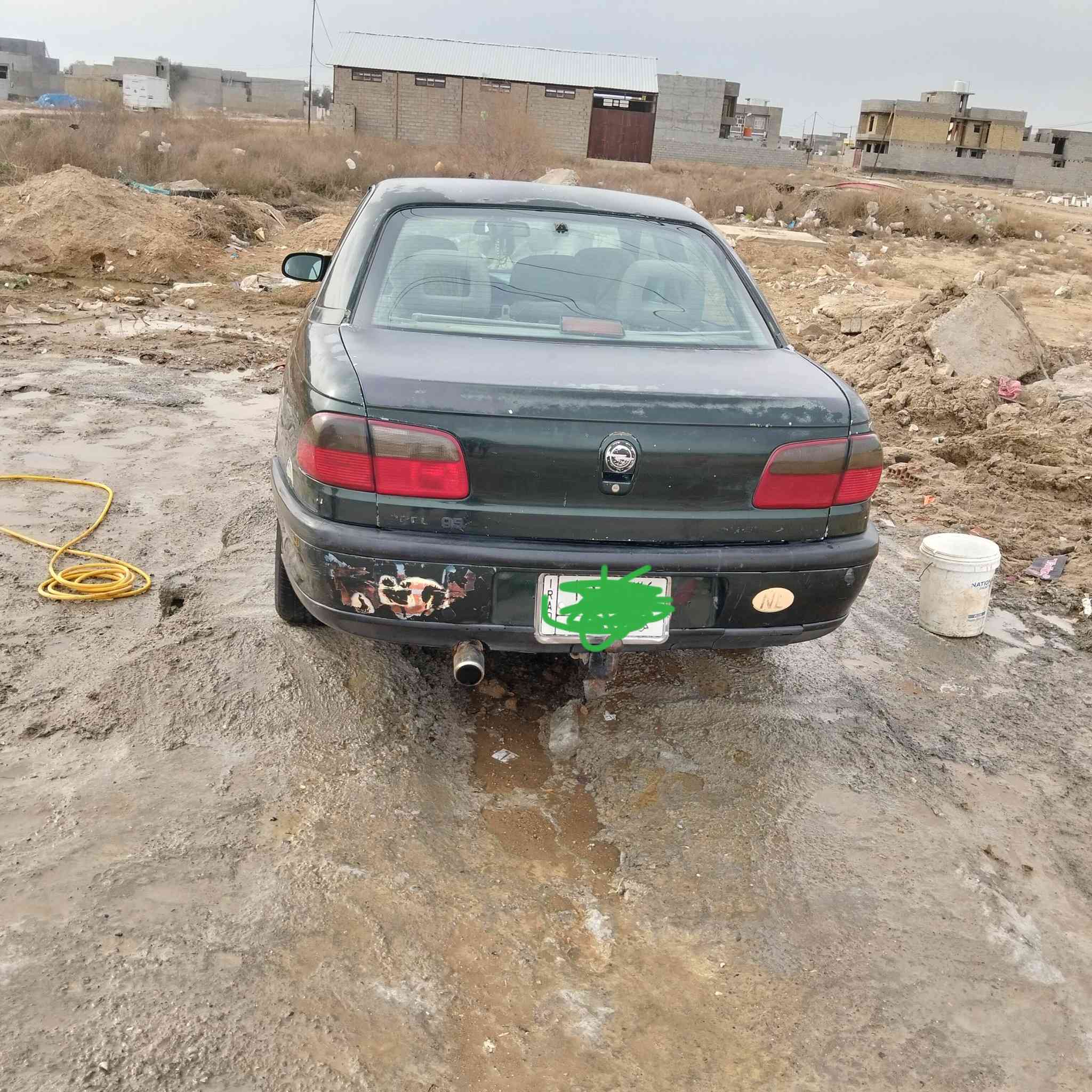 سلام عليكم ورحمة الله وبركاته وبل بزون موديل 1995 مكينة 2000مكينه وكير عادي خير من  الله وبسمي سياره بلاديه وترايك وين ما يعجبك سعر 30  رقم كركوك ***********
