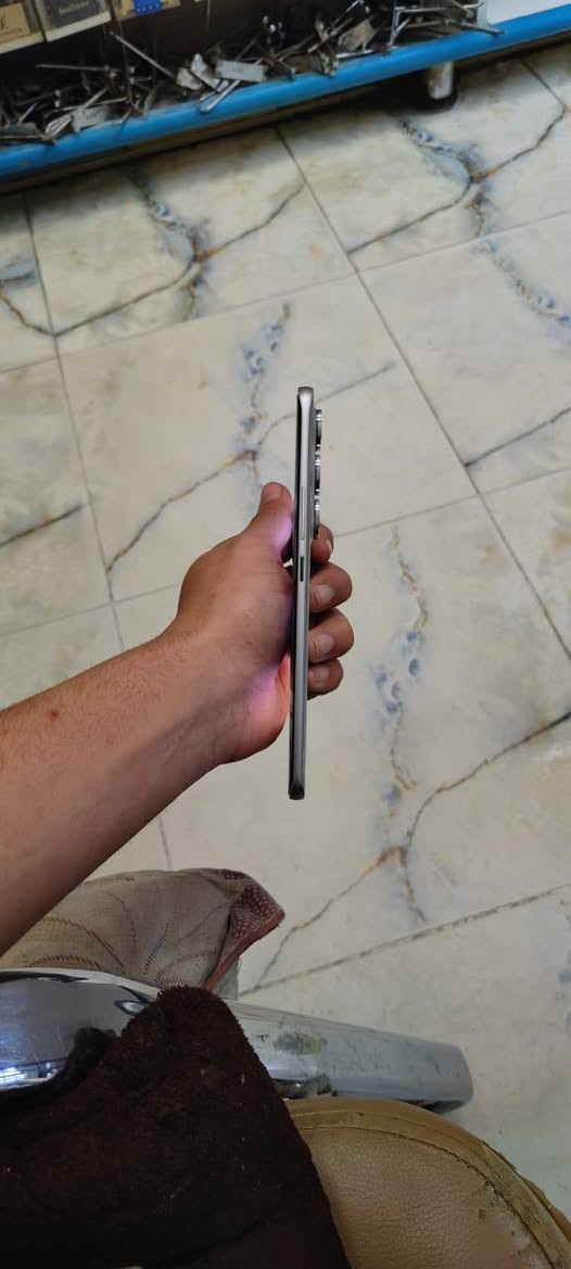 سلام عليكم
جهاز افنكس هوت 60 برو بلاص 

ذكره 256

رام 8+8

معالج G200 التره 

60 فريم بوبجي 

ملحقاته كامله 
سعر 210 قفل
التواصل *********** وبي و تساب
