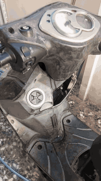 سلام عليكم ورحمة الله وبركاته
دراجه سكنس فحل كابريتر السعر 550 ونضافه كدام عينكم ***********
