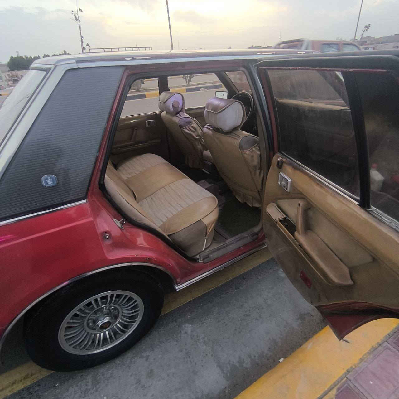 السلام عليكم عندي سوبر ٨٤ رقم بغداد صدامي راعي السياره يريد مداور ماعليه ربع من الغرمات اريد مراوس بيكم نيسان ٢٠٠٠ ٢٠٠٣ وطي فرق ***********
