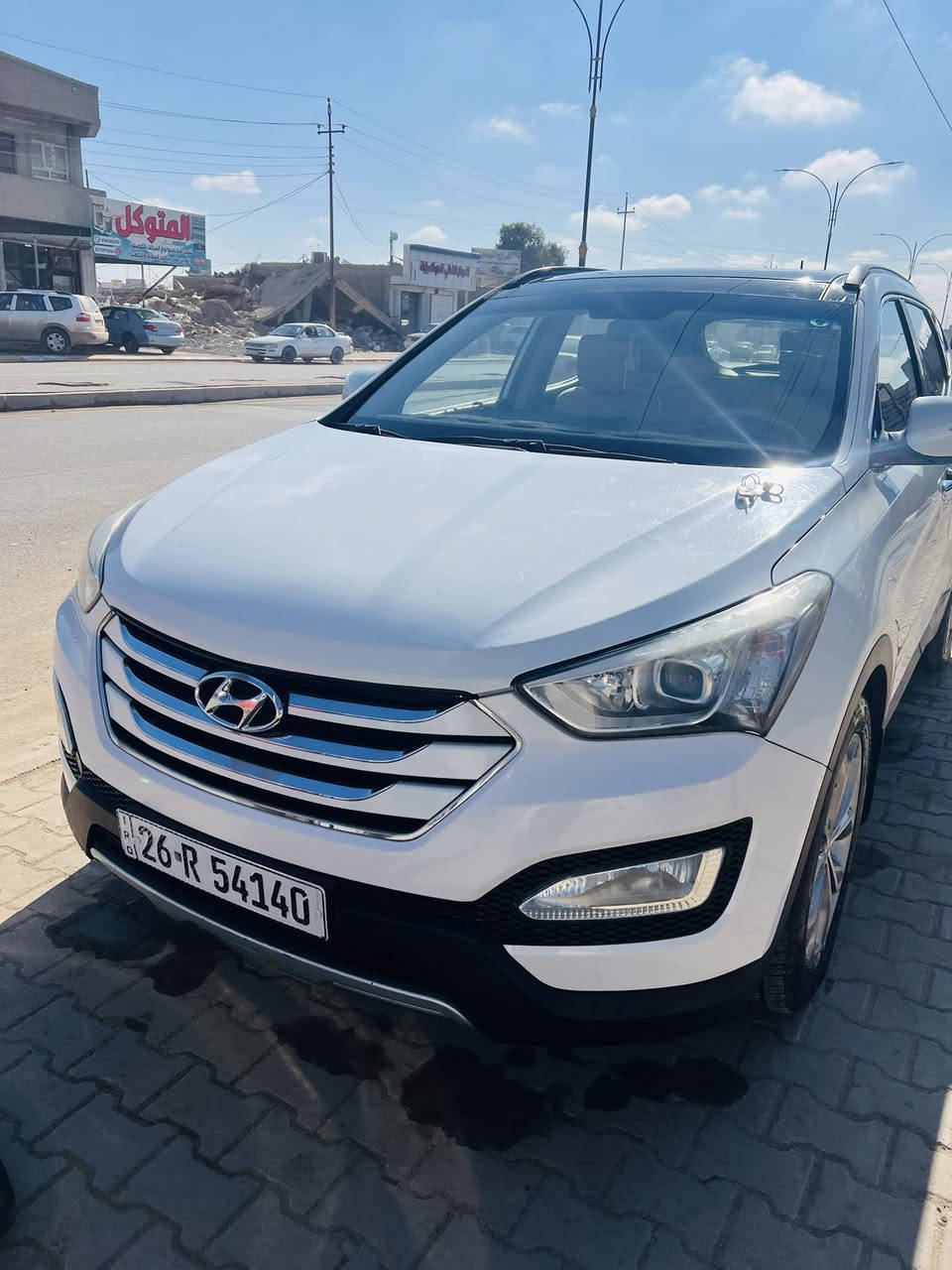 السلام عليكم ورحمة الله سنتافي موديل 2014 خليجي محرك وكير شرط محرك 6فول مواصفات باناروما بيها بارد شي قليل طخه بسيطه رقم صلاح الدين جديد لل30 
بيع او مروس بسياره ناصيه حسب القناعه السعر 165وبيها مجال 
اتصال على راعيها اني مكلف بنشرها 
***********
