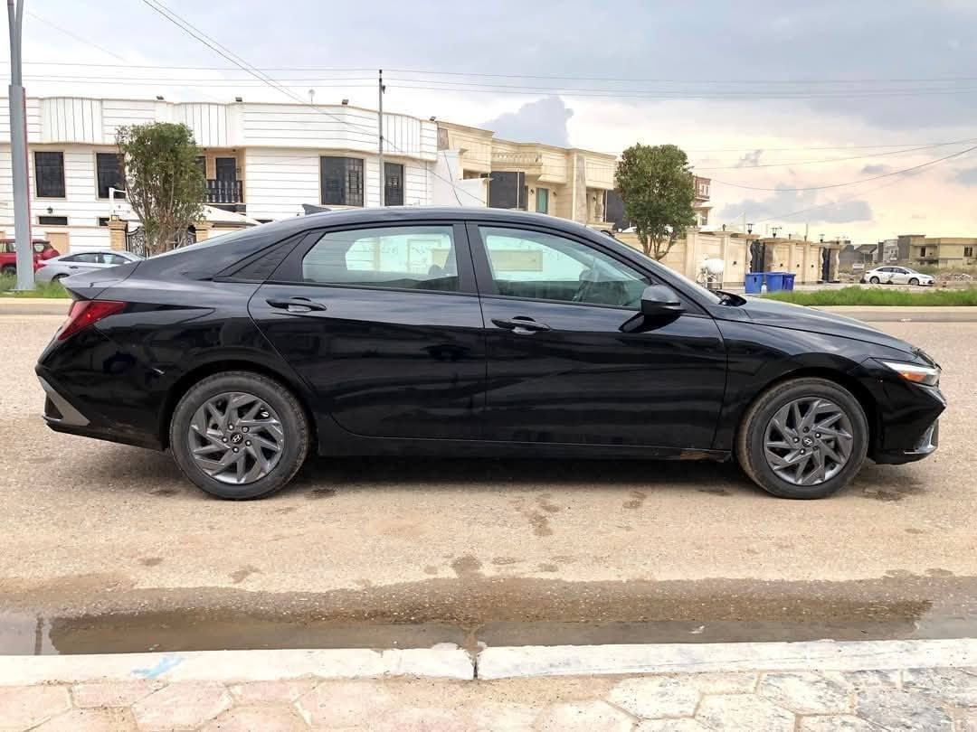 الالنترا موديل 24 معوقين انبار وكاله عامه. صور لحادث مرفقه بالمنشورر
السيارة مرقمه انبار 
مواصفات السياره:::   محرك 2000 دوش.  بصمه تشغيل. بصمه ابواب. تشغيل عن بعد. شاشه كبيره. كامره خلفيه. رادار جانبي وامامي وخلفي. مانع اصطدام. وقوف ذاتي. تحديد مسار مثبت سرعه. قياده ذاتيه. مانع انزلاق.  اضويه اصليه زنون. ويل كب كروم رياضي.  
مرقمه أنبار 
ماشيه 65 km
السعر133 او بيه مجال 
مكان السياره الفلوجه ***********
