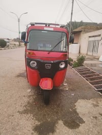 تكتك للبيع موديل 21شهر 6  بيه طكه بصفحه وبلغد رقم وسنويه ولوحات نكليزي...