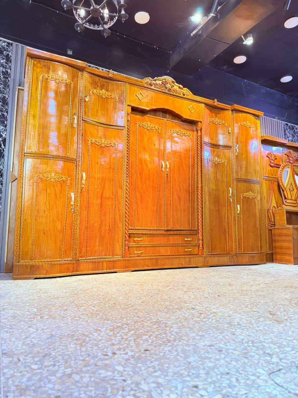 غرفه صاج عراقي  🇮🇶
غرفه صاج ثقيله درجه أولئ ✨
6 باب عالي🚪 
دنك زان 🪵
ضهر جرجوبه 💢
نضافه 90 ٪💯
شغل ثقيل 💫
عدد قطعه/6 
سعر 700قفل 🔒
الشد والنقل داخل بغداد مجاني 🚛
يوجود توصيل محافضات بكروه 🚛


**إذا كنت صاحب هذا الإعلان وتريد حذفه لأي سبب، رجاءا أرسل رسالة إلى الدعم الفني**