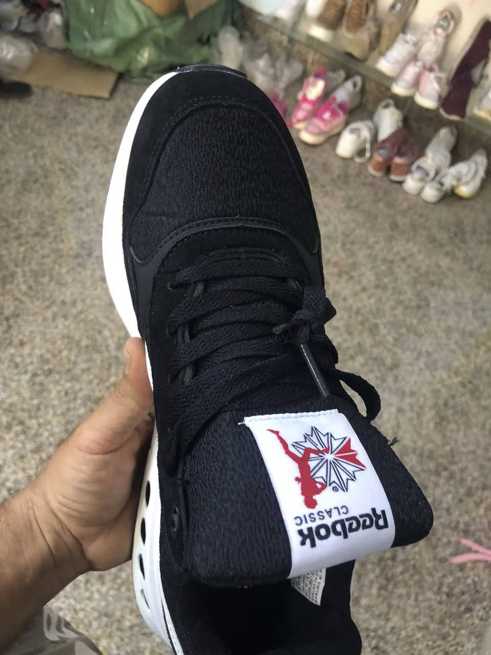 ريبوك سوبر ماستر
قياس 43
سعر 25 
توصيل جميع محافظات 5


**إذا كنت صاحب هذا الإعلان وتريد حذفه لأي سبب، رجاءا أرسل رسالة إلى الدعم الفني**