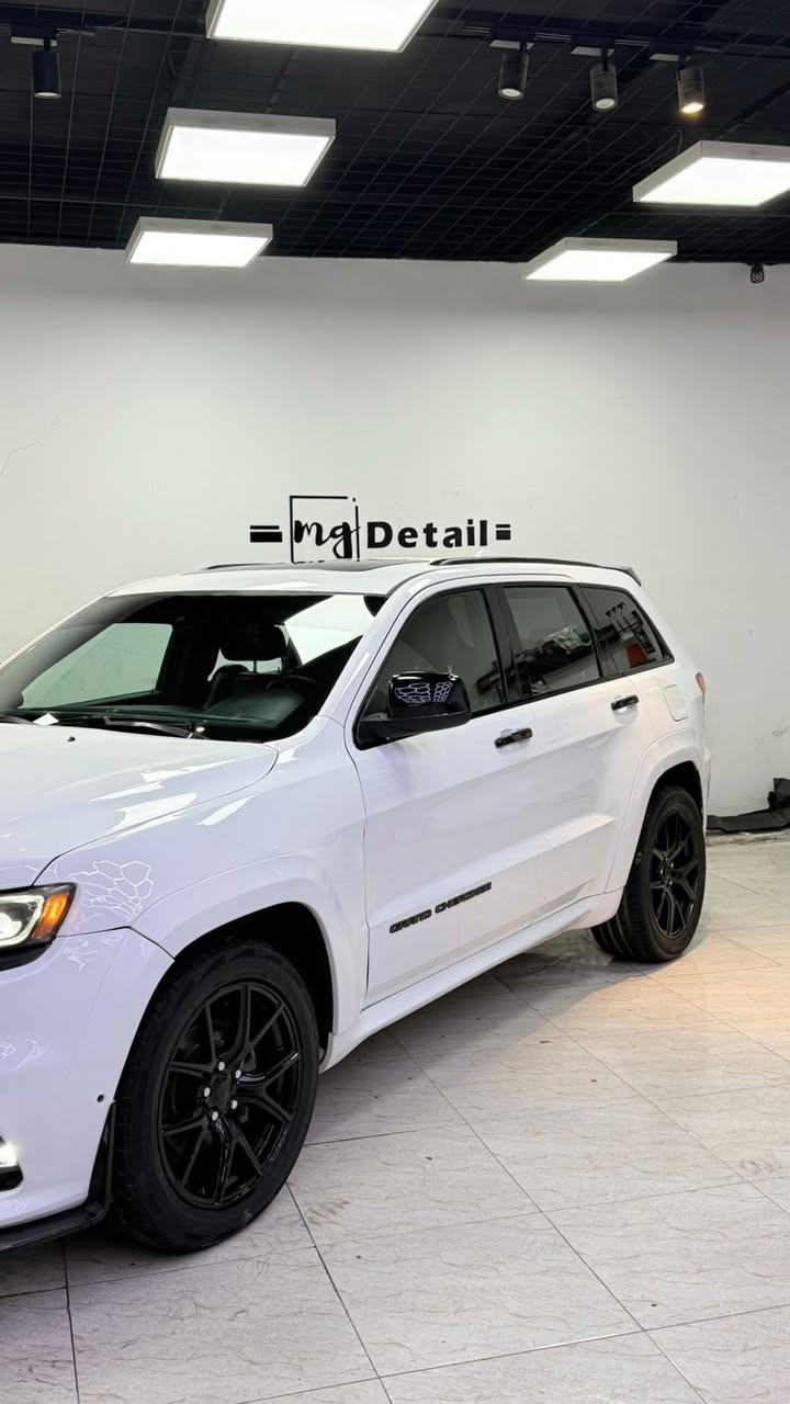 🚙 جيب شيروكي موديل 2019
🎨 اللون: أبيض
📄 الرقم: بغداد
⚠️ الحادث: 3 قطع فقط
✨ الحالة: جديدة جداً
💎 كيت كامل SRT
✅ جاهزة من جميع النواحي

💰 السعر المطلوب: 21,500 دولار أمريكي
🔁بيع او مراوس  بسيارة تاهو موديل 2021 وفوق فقط
📍 الموقع: كربلاء

📞 للتواصل:***********
