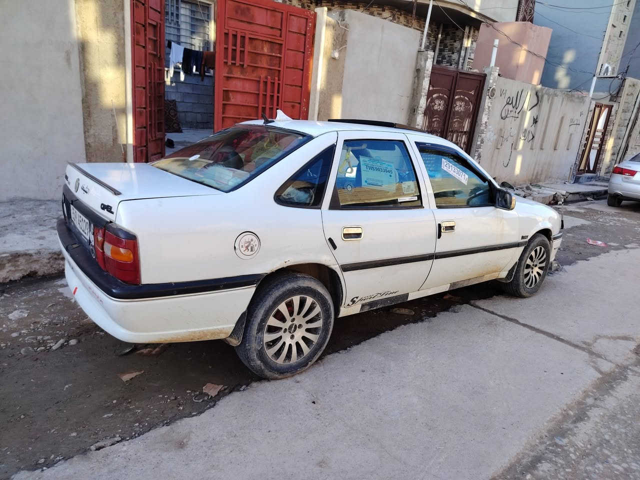 السلام عليكم...فكتره 18 رقم انبار  مصطره كابون بانزين  شرط الوكاله  والتحويل  محرك بي صرف  طخم تاير باتري جديد   غرفتها ماشاءالله نضافتها والگشر شوف العين ترهم مراوس بتكسي حسب القناعه ***********
***********
