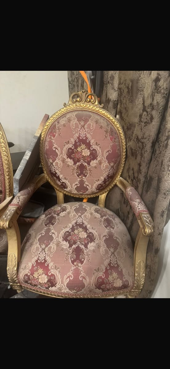 للبيع ميز طعام مع كراسي 2 ملكية


**إذا كنت صاحب هذا الإعلان وتريد حذفه لأي سبب، رجاءا أرسل رسالة إلى الدعم الفني**