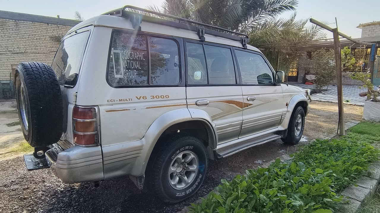 السلام عليكم سيارة باجيرو للبيع مديل ٩٨ تبريد شغال
السعر ٥٧ بيها مجال قليل
رقم الهاتف ***********
