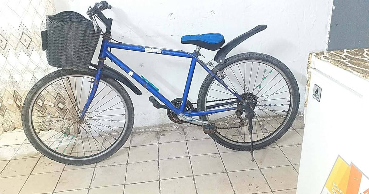 للبيع السعر 60 وبي مجال للستفسار على هذا الرقم ***********
