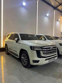 لاندكروز GXR • ٢٠٢٢ • ٨٣٠٠٠ كم