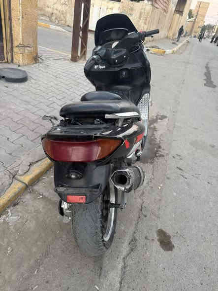 سلام عليكم تي ماكس للبيع 
2007 كابريترات

 مستعجل علا بيعته

دراجه بيها صوت خفيف بل مكينه ما مبين بدوسه 

عل سلولي ماكو 

شغله أوراق كهربائيات 

السعر بواحد وميتين وبيها مجال 

مكان:الحسينيه 

رقم: ***********
