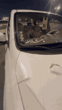 سلام عليكم نيسان سني هندي بليته زركه مديل 2023 سياره زيرو ماشيه 26 الف سياره بيه ضربه بل صندوك خفيفه وراجعه بارد بيه صبق قليل وباقي كفاله عامه السنويه السنه 2030 السعر 126 وبيه مجال عنواني بصره ياسين خريبط رقم *********** وشراي بيه خير ويدلل
