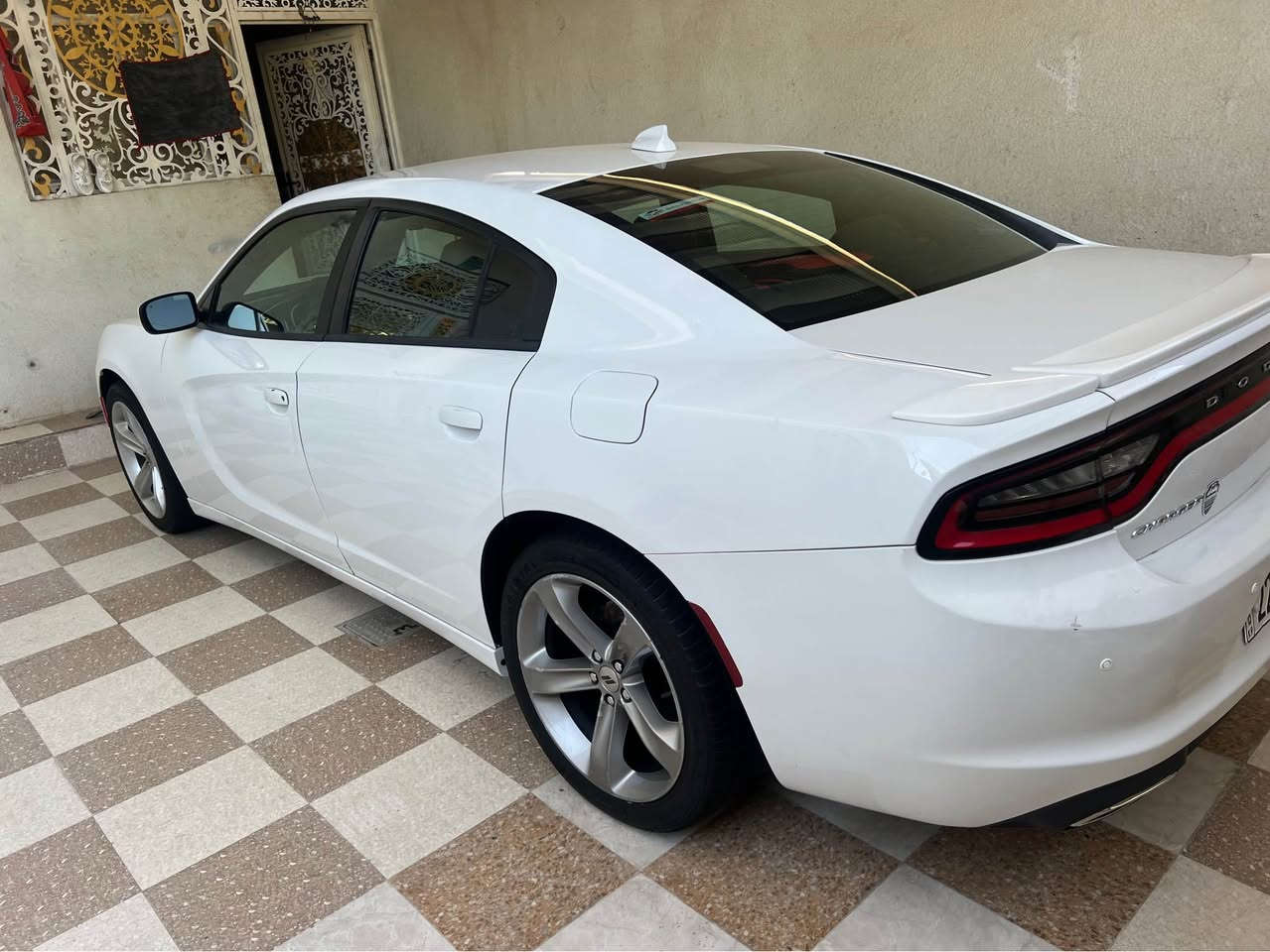 جارجر للبيع 2016 رقم اربيل الجديد وارد كندي كفاله عامه فقط بيه طخه بل مدكر الامامي كله كفاله مكاني بصره ابو الخصيب ***********فول مواصفات عده الفتحه البصرة, العراق
