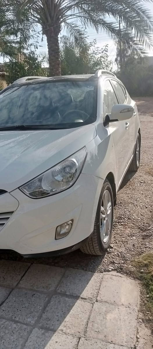 سلام عليكم البيع او مراوس توسان خليجي موديل 2012رقم بغداد دولي فحص هزه جديد سياره فول عده البصمه بنؤوما طكتين
اشاير بل مري 
محرك 2400 وضع شركه بدون فتح ولا صوت 
كير مامفتوح وضع شركه
سبير ما نازل 
سياره مال جناي عله ايد وحده 
كفاله عامه من الصبغ ول تبديل  وفتح بيها بارد بسيط 
السعر 150بيها مجال بسيط حك جيتك سياره جديده حيل
مكاني بغداد 
***********
